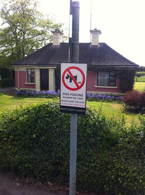 New dog fouling signs erected